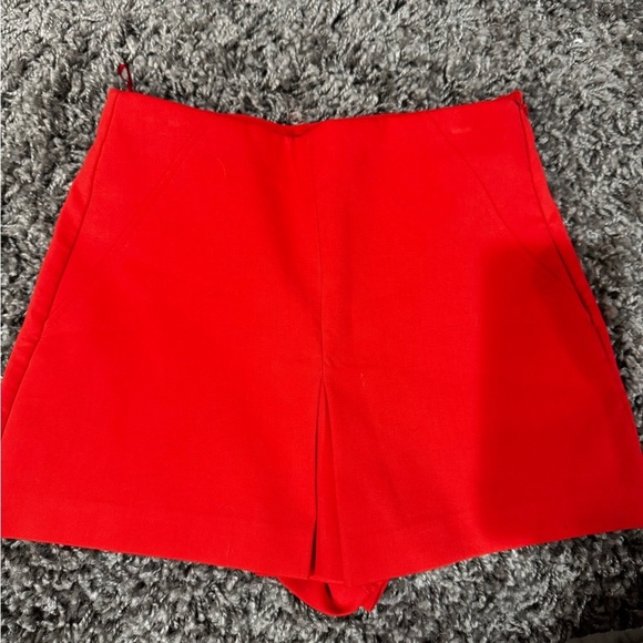 Zara Pants - Zara shorts in cajon red NWOT
